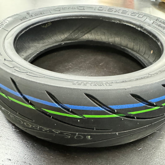 10.5x2.5 Tubeless Tire for Electric Scooter | 10.5 Inch Replacement