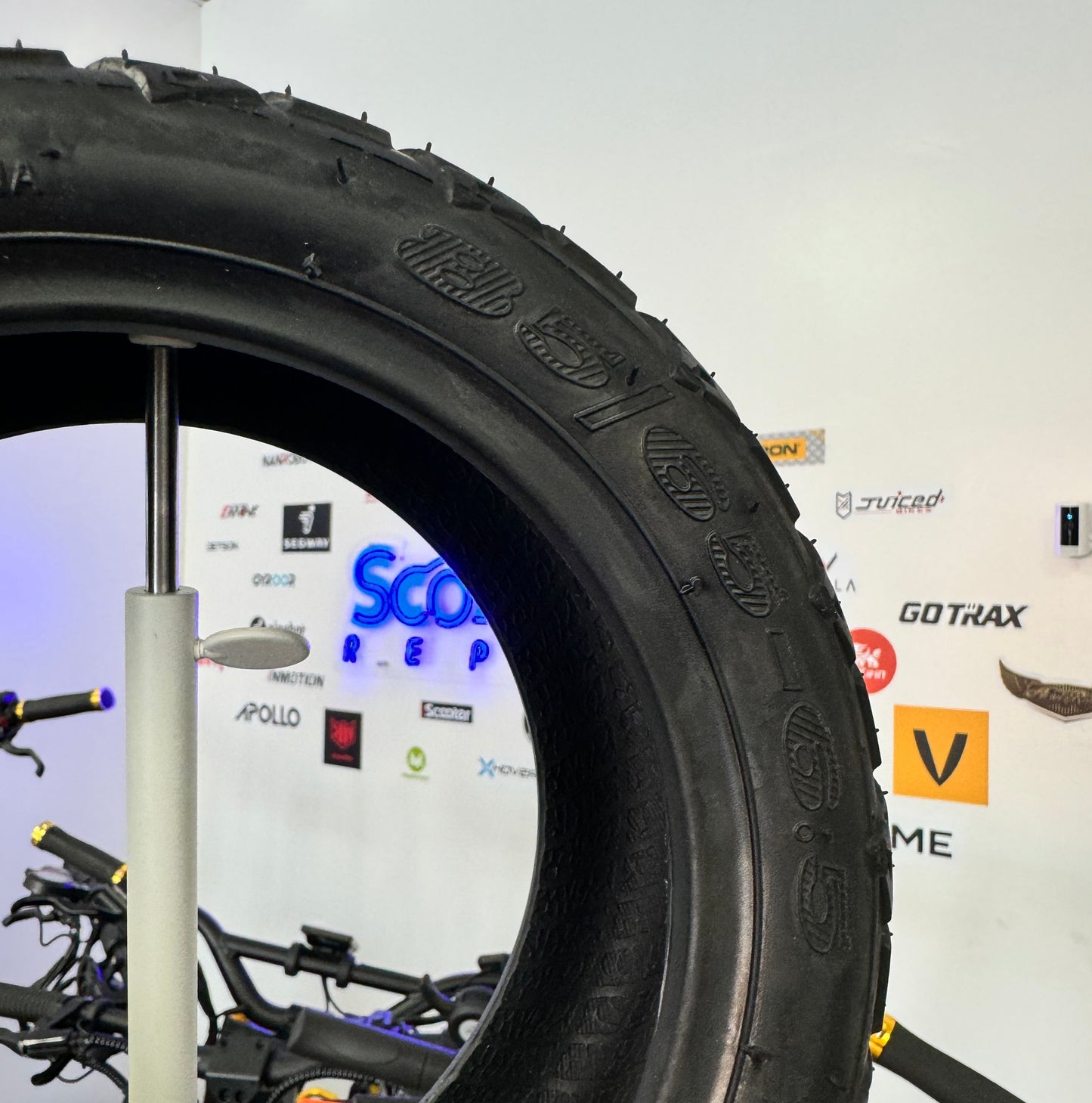60/65-6.9 Tubeless Tire – Electric Scooter Replacement Tire | Heavy Duty 6.9 Inch